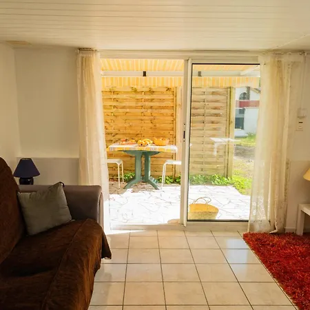 Surf House Bed & Breakfast Capbreton